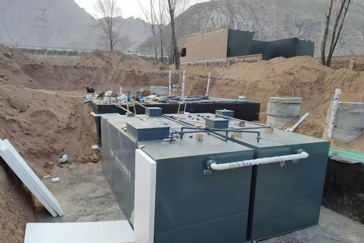 华龙一体化污水处理设备